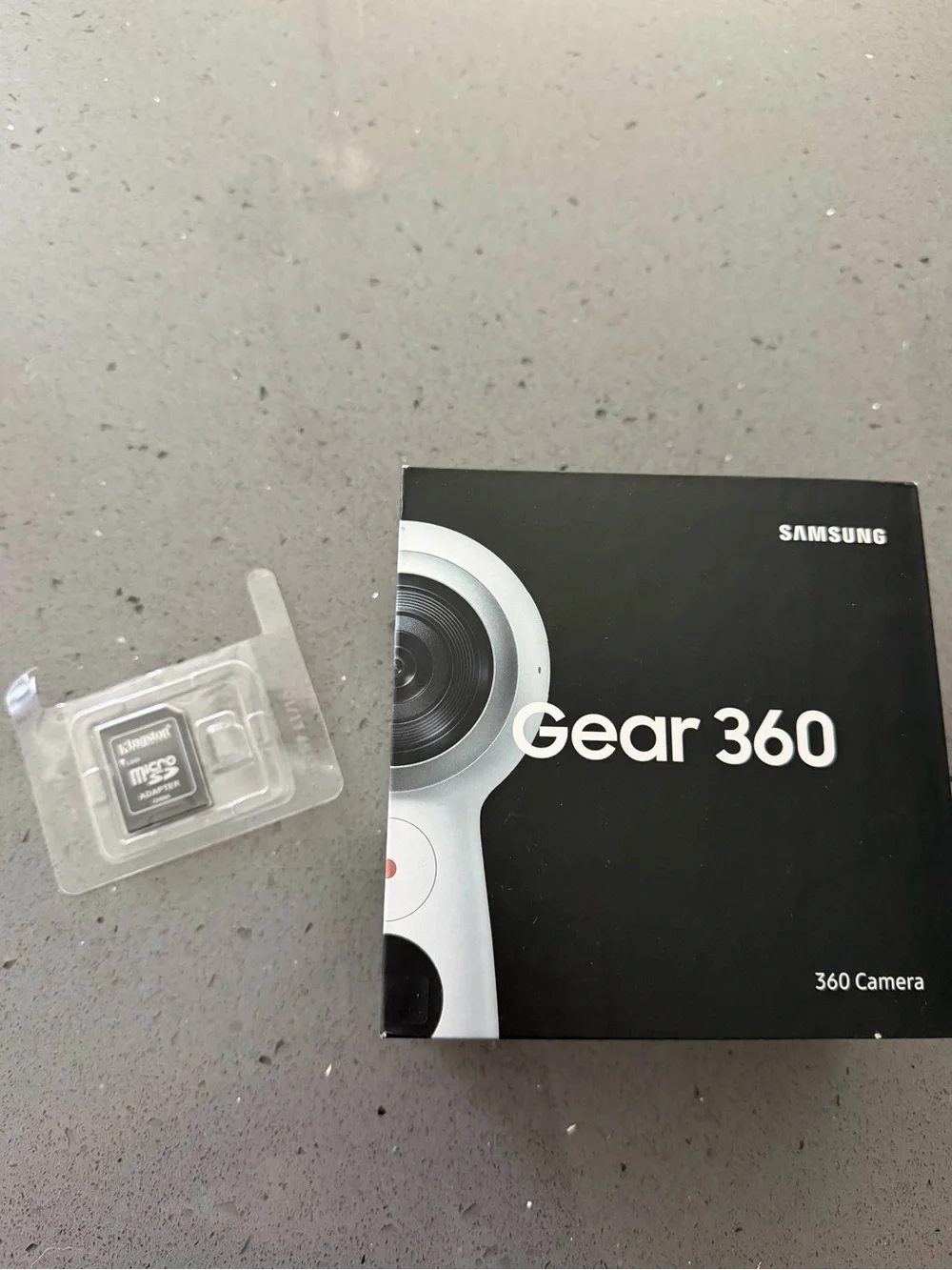 Samsung Gear 360 and MicroSD Adapter
